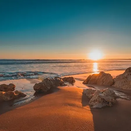 Av Sa Carneiro Travessa Da Abelheira * Quarteira